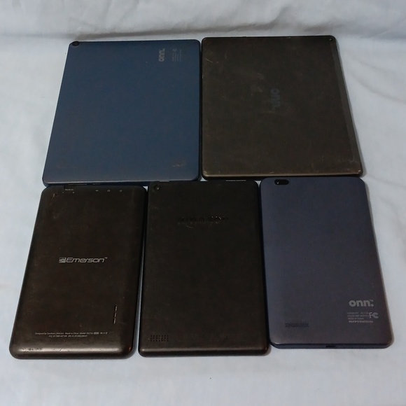 Tablet Bundle **AS IS--FOR PARTS OR REPAIR ONLY** (5 PCS) - Picture 2 of 7